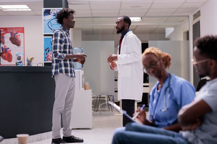metroplex-medical-centres-Avoid-The-ER-By-Using-A-Primary-Care-Office-With-Walk-In-Visits