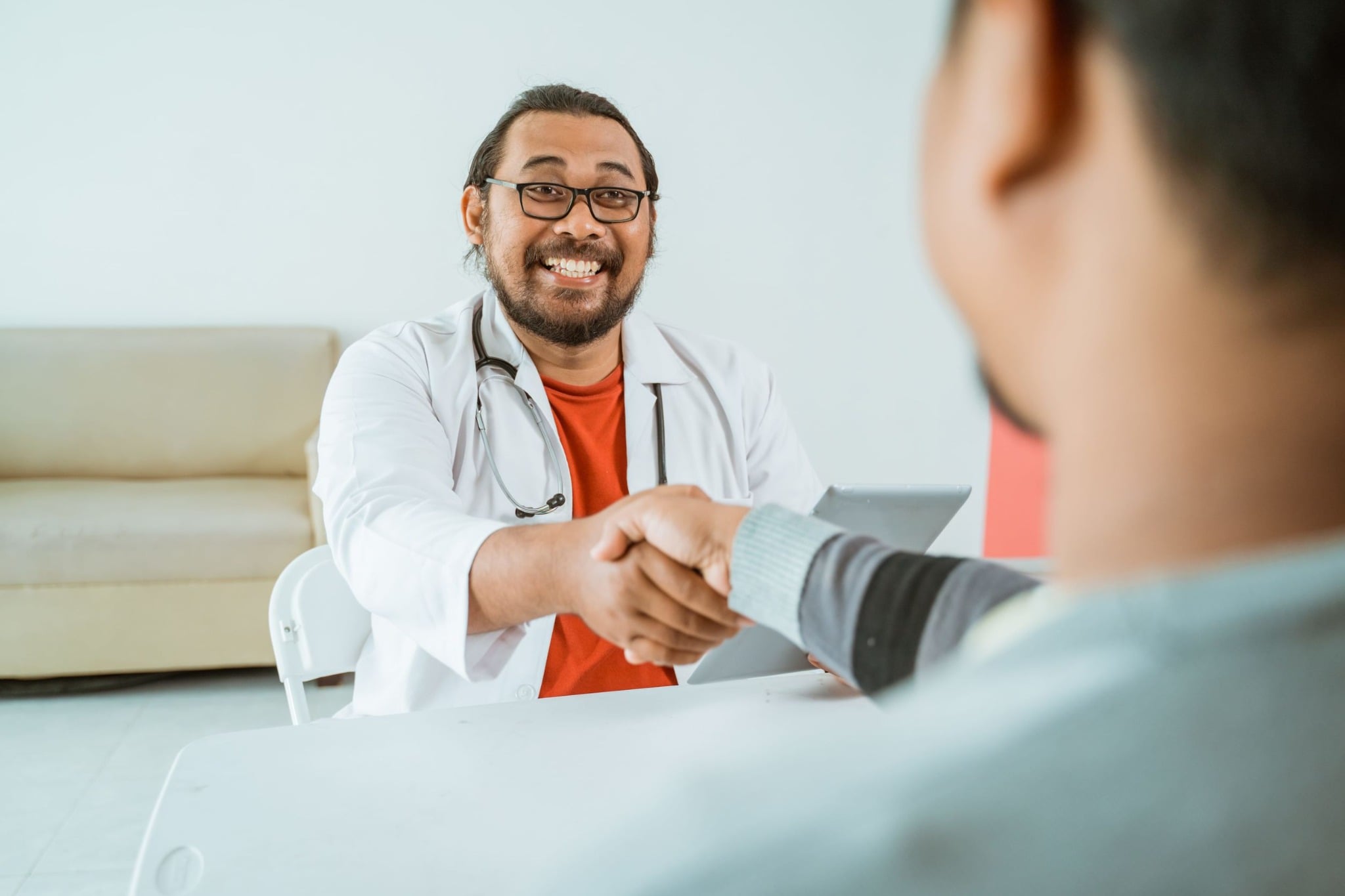 metroplex-medical-centres-When-To-Switch-Or-Establish-Care-With-A-New-PCP
